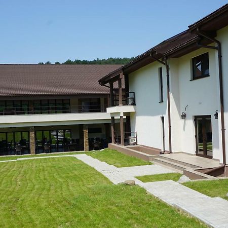 Pensiunea Patru Anotimpuri Sasca Romana Zewnętrze zdjęcie